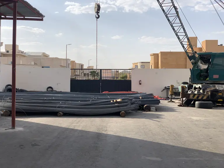 ربطات حديد تسليح جديدة جاهزة للمراجعة والتوريد